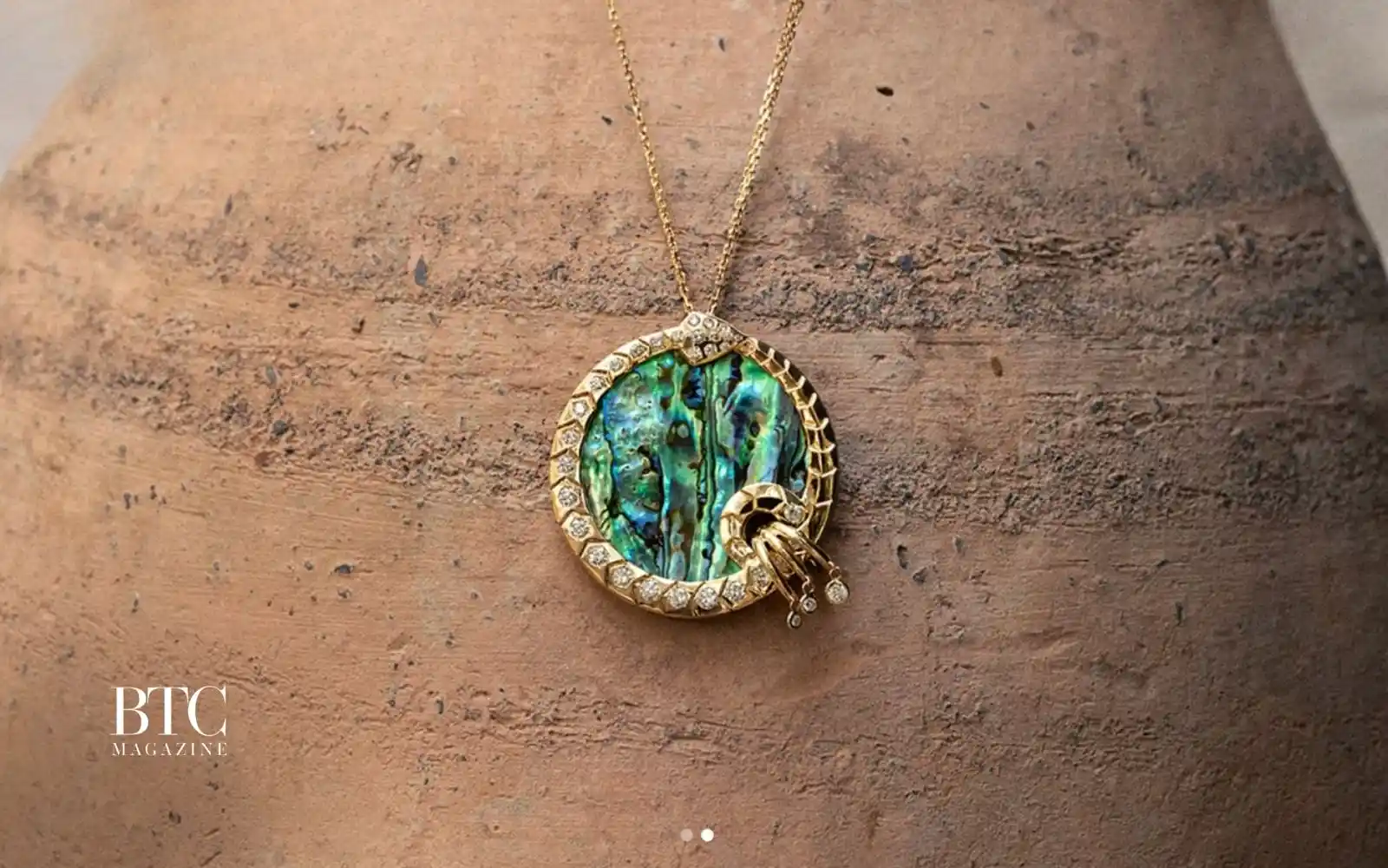 Akillis jewellery display Villa Royale Marbella