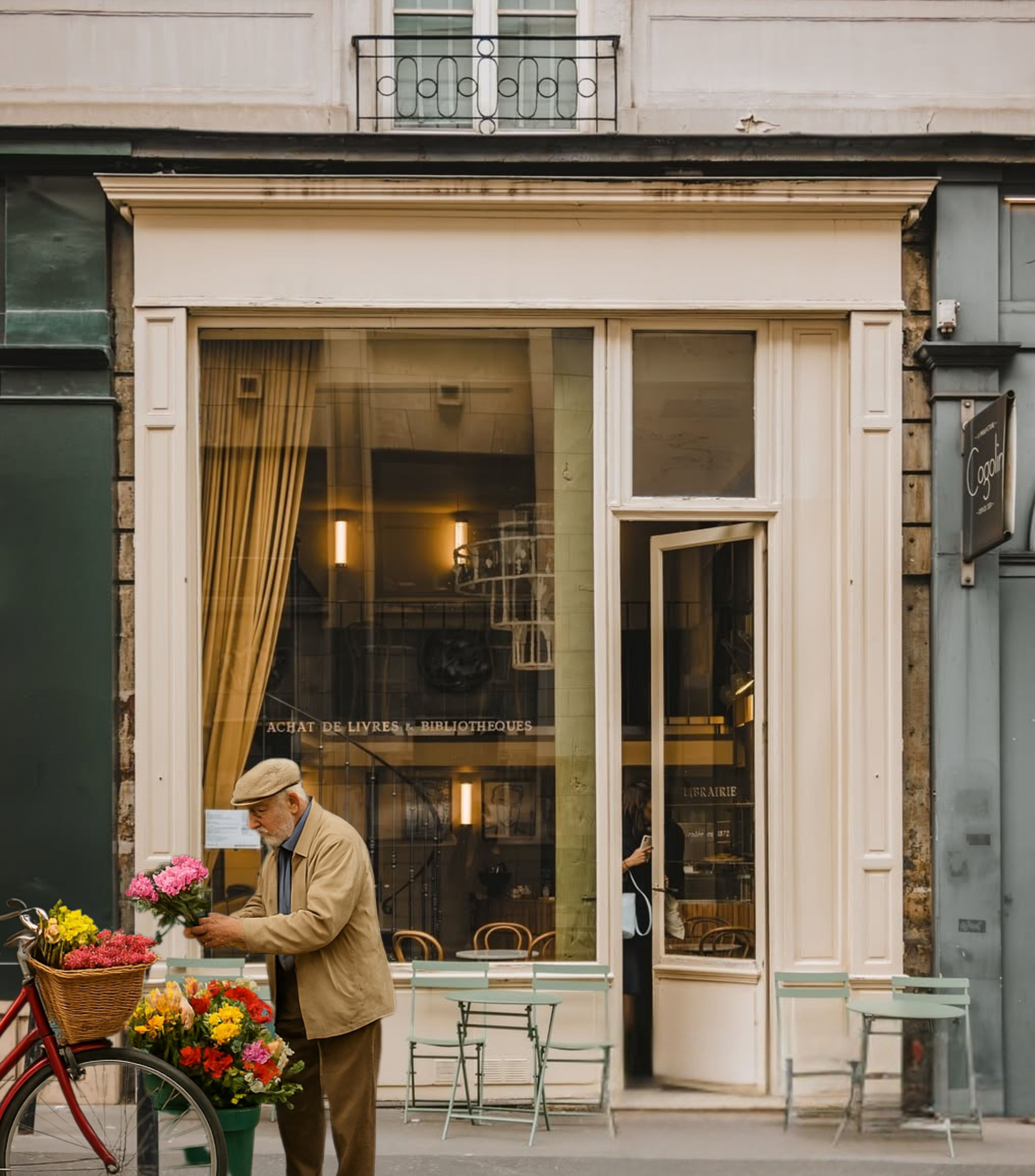 cafe paris outside2